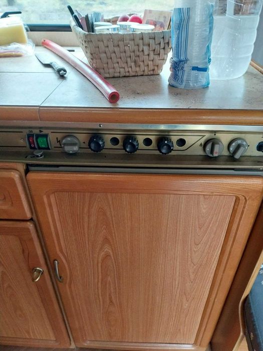 de vanzare rulota wilke 1995  itp expirat .2700 eur neg functionala