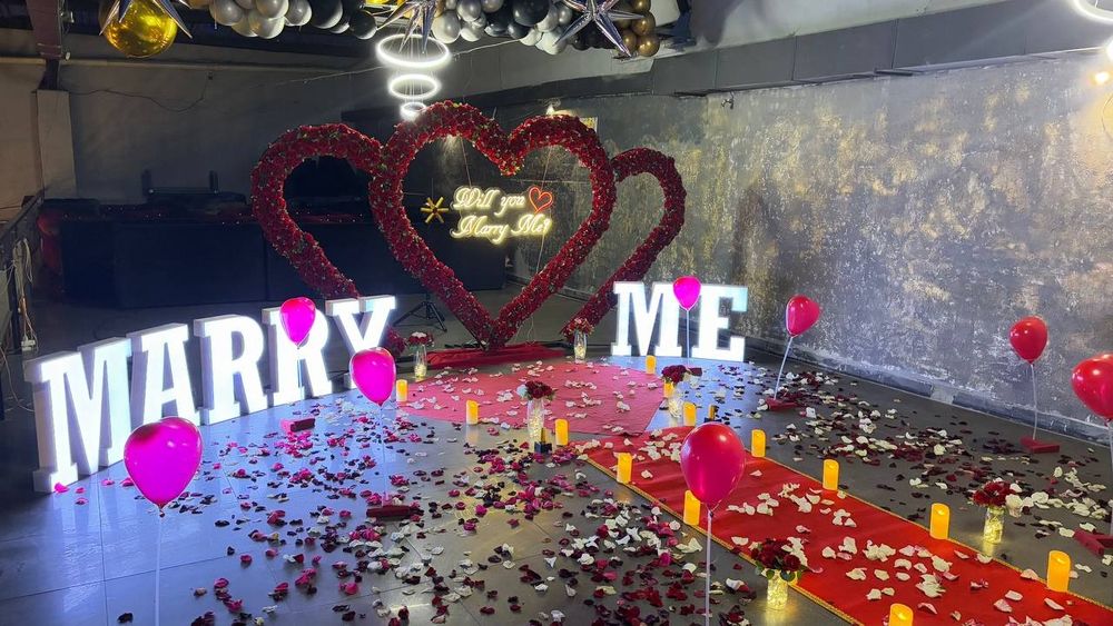 Marry me- предложение руки и сердца.