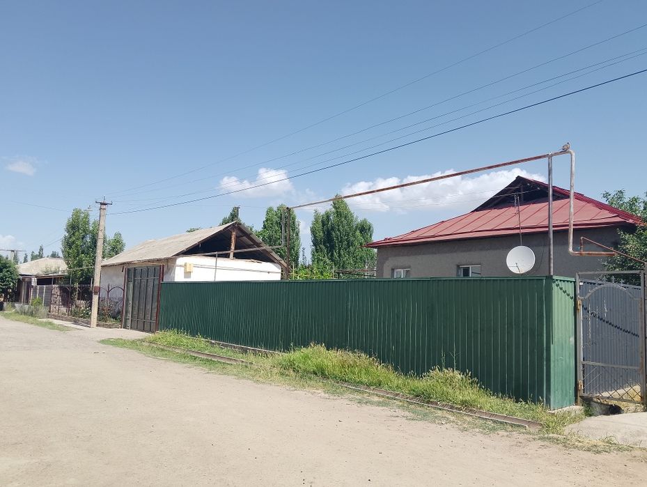 Toshkent v. Bostonlik tumanida 5xonoli dala xovli  uy joyi sotiladi