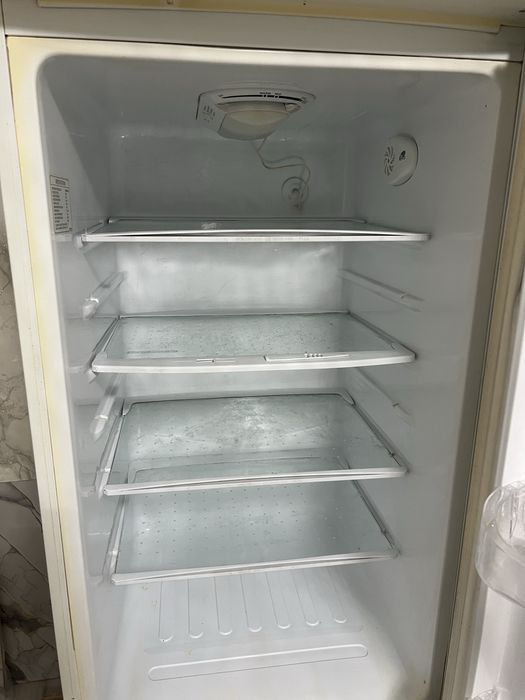 Продам б/у холодильник