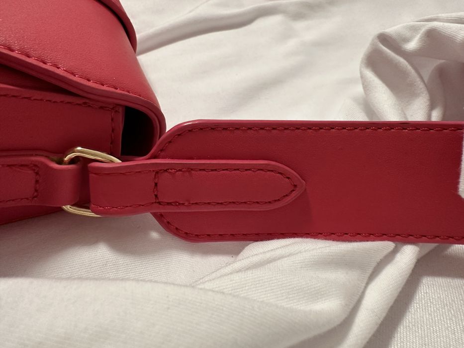 Цикламена малка чанта