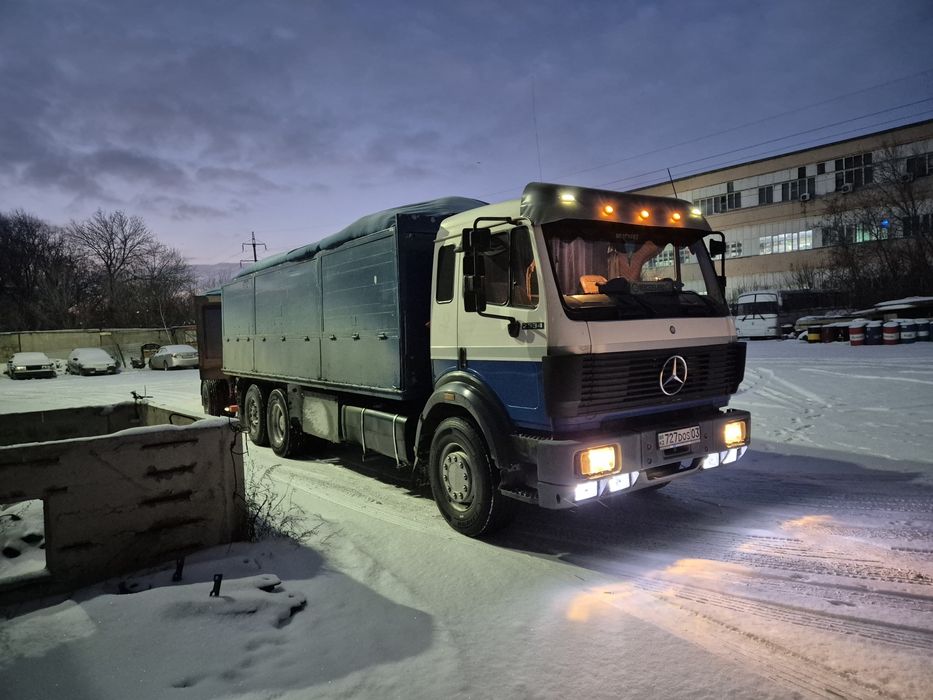 Продам Меседес Зерновоз