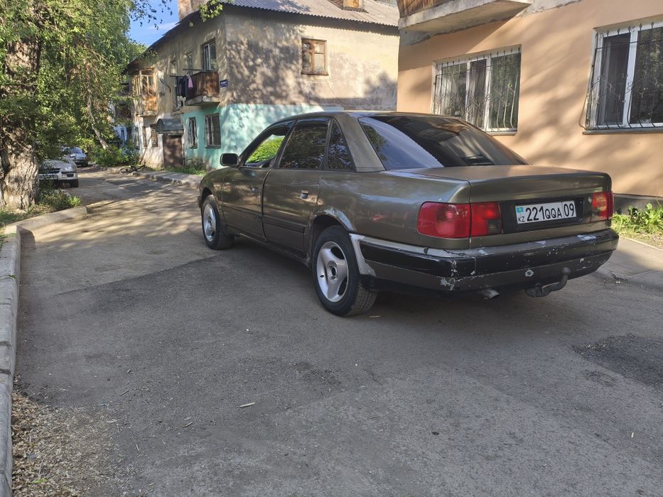 Продам Ауди 100 с4