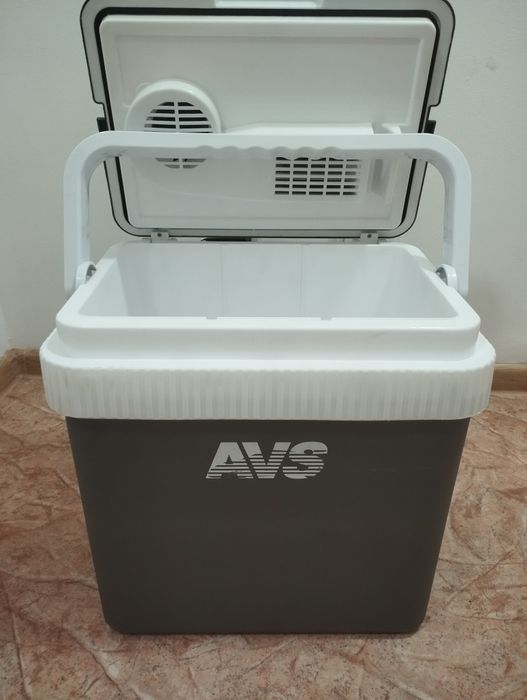 Продам авто холодильник