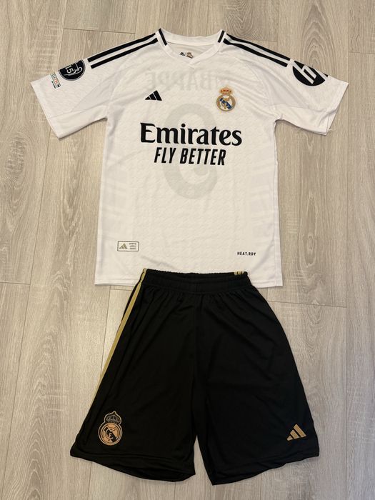 Echipament fotbal