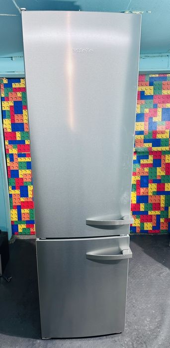 Хладилник с фризер MIELE