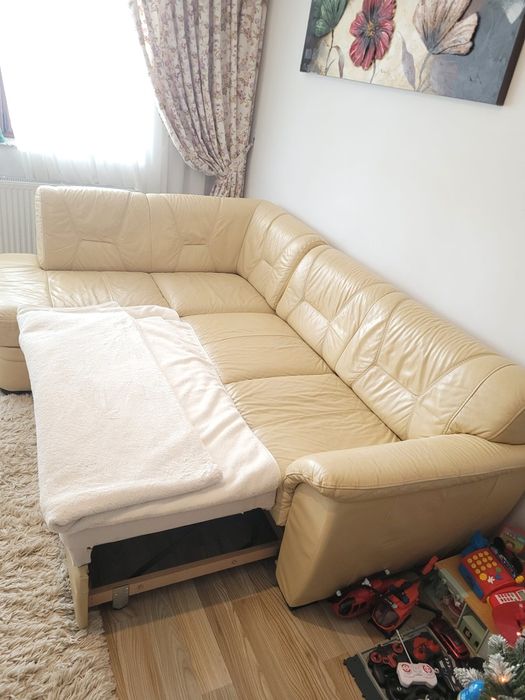 Vand colțar din piele naturala