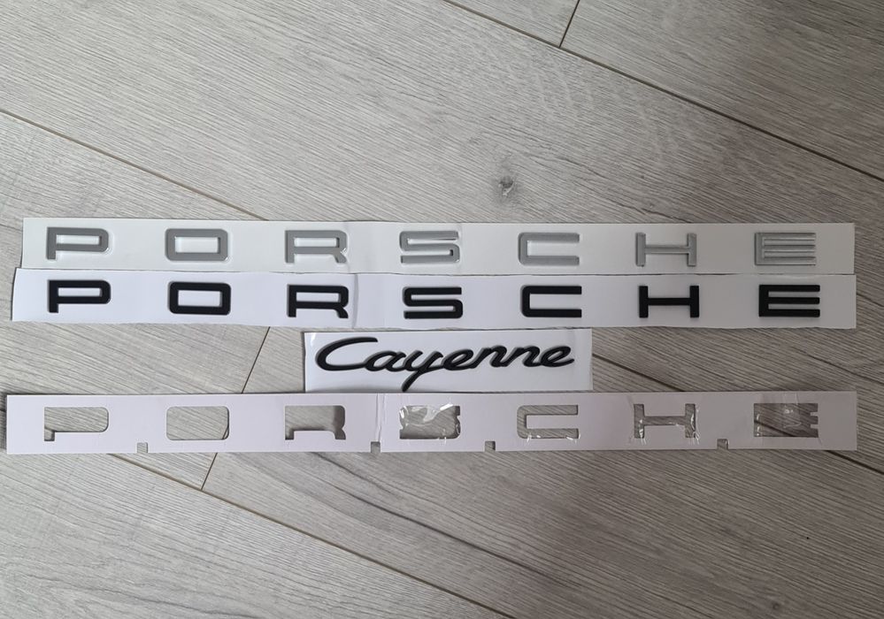 Emblema-Sigla-Logo-Scris-Porsche-Cayenne-Panamera-Negru