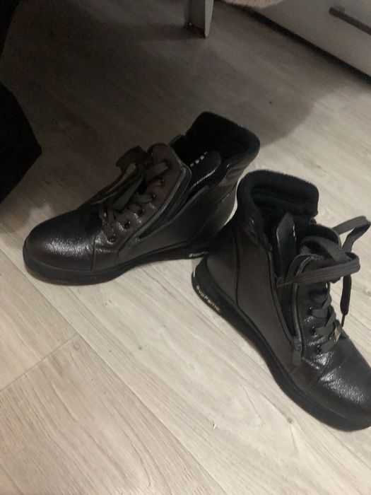 прдам обувь осень