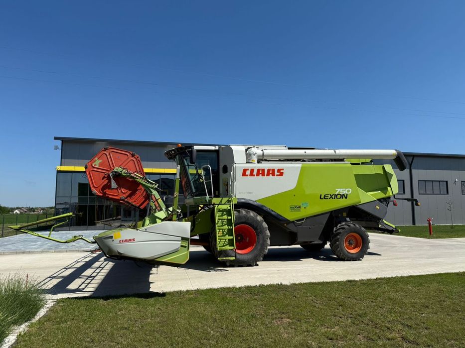 Claas Lexion 750 Combina Agricola Claas Lexion 750 Combina Agricola