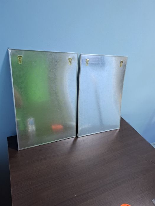 Метални табели календар