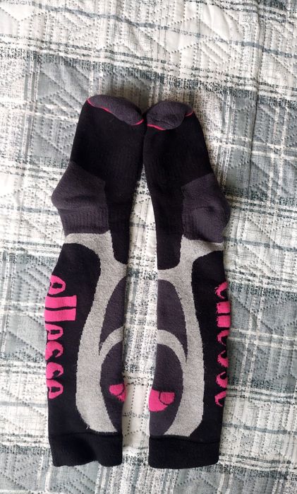 Ръкавици и чорапи