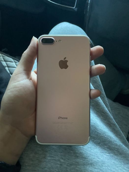 Айфон 7plus хорошом состояние
