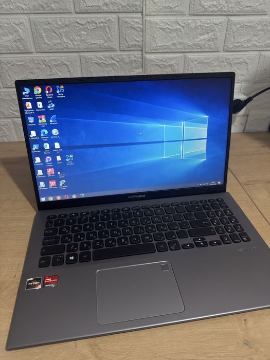 Ноутбук Asus Vivobook