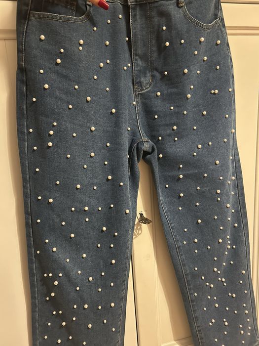 Bulgi cu perle noi nepurtati