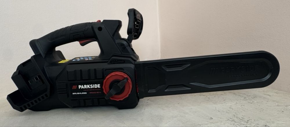 Drujbă / Drujbiță pe acumulator Parkside Performance 40V, Brushless - Nouă
