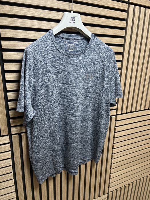 Under Armour : The Tech Tee - размер М / Оригинал