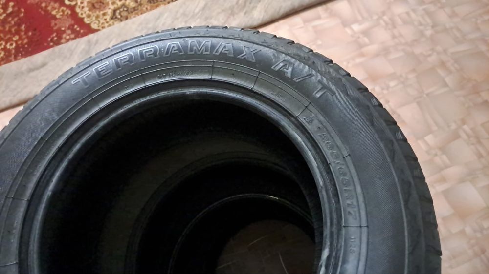 Продам шины в хорошем состояние