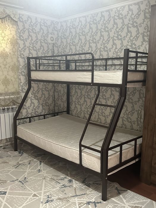 Двухъярустная кровать