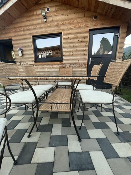 Set Elegant Masă + 6 Scaune – Ideal pentru Grădină, Terasă sau Interior