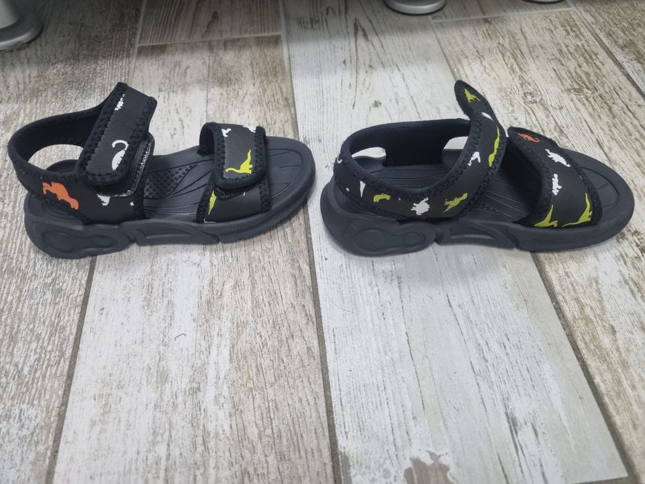 Sandale baieti, stare foarte bună,  marime 32, 20 cm interior
