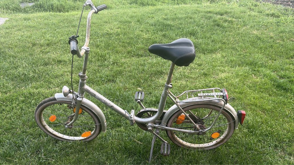 Vand bicicleta pegas