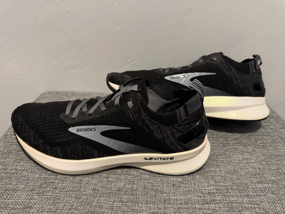 BROOKS Levitate 4.