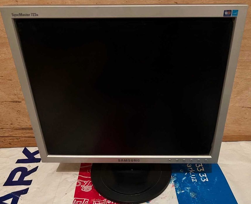 Монитор 17 дюймов с гарантией