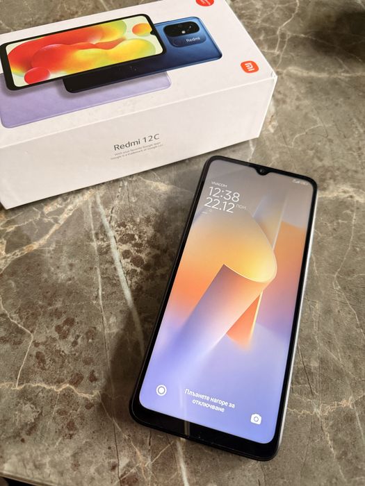 Продавам телефон Redmi 12C