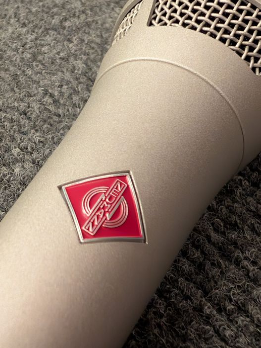 Кондензаторен микрофон Neumann KMS 104