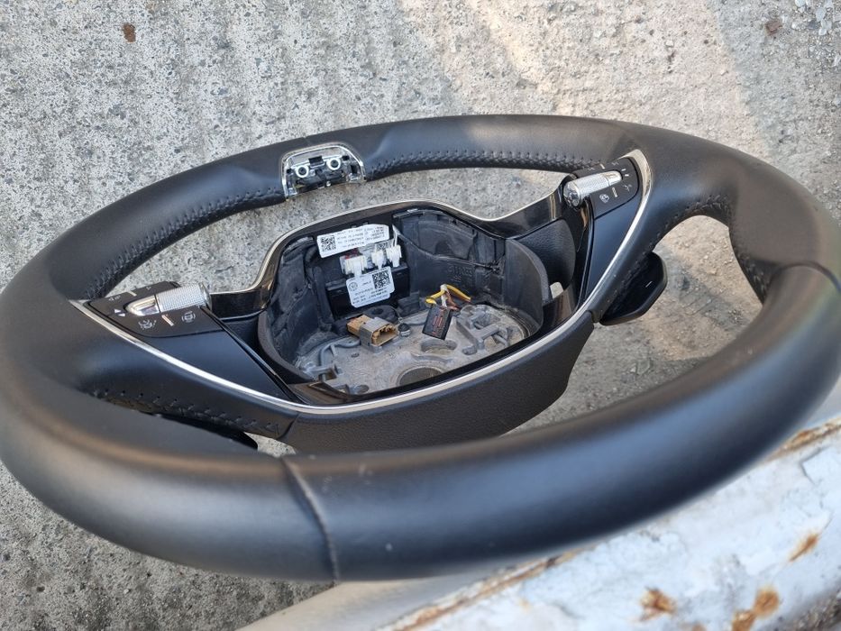 Шкода Октавия волан