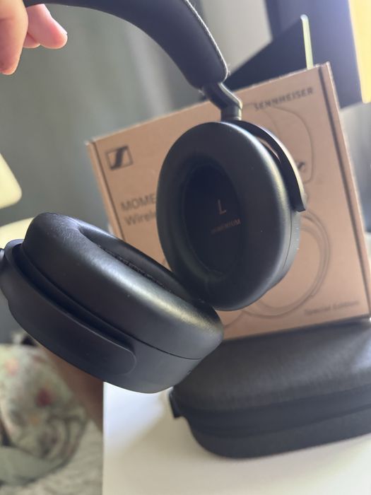 Casti sennheiser momentum 4 special editio