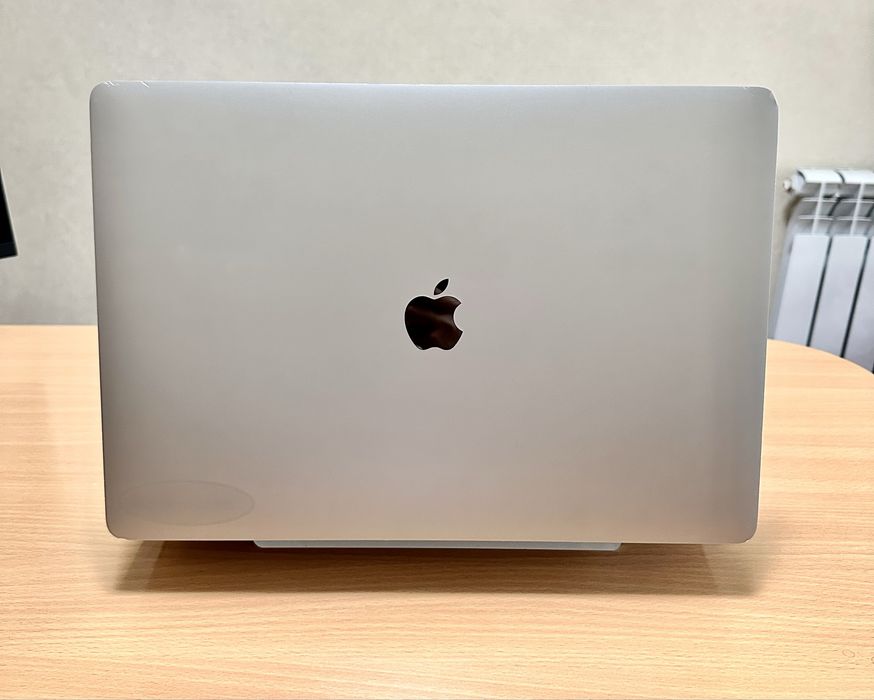 MacBook Pro 16 Dyum 2019 i7/6 Yadr 16GB/512GB