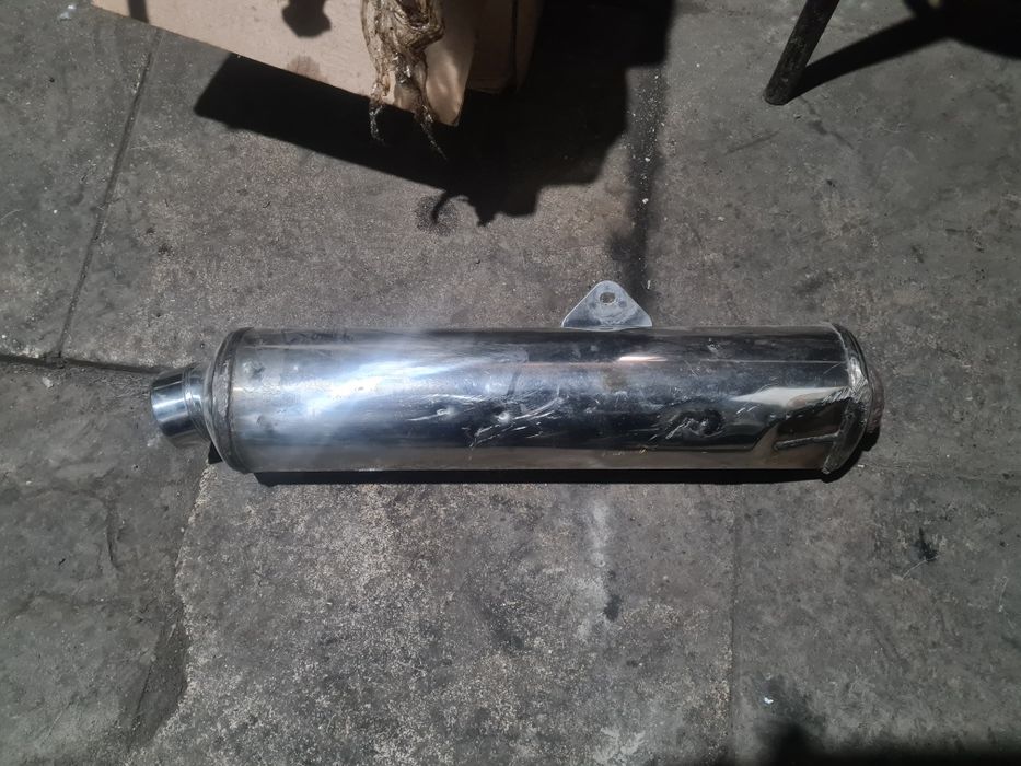 Глушитель на мотоцикл