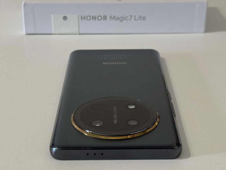 Бартер! Гаранция! Honor Magic 7 Lite Titanium Black (Черен) 6600mAh