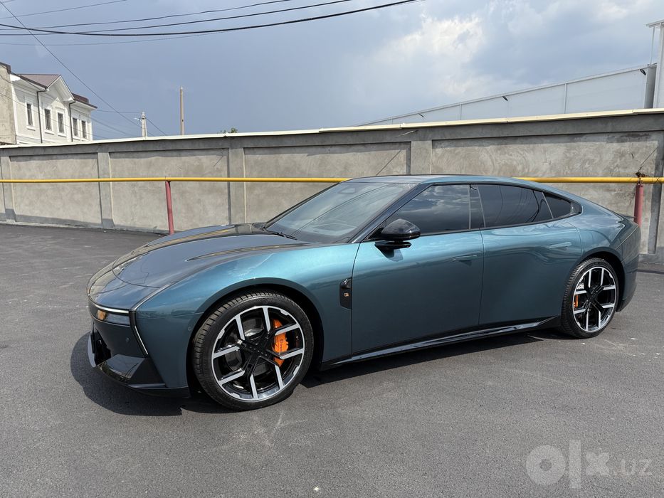 Xpeng P7 Автомобиль