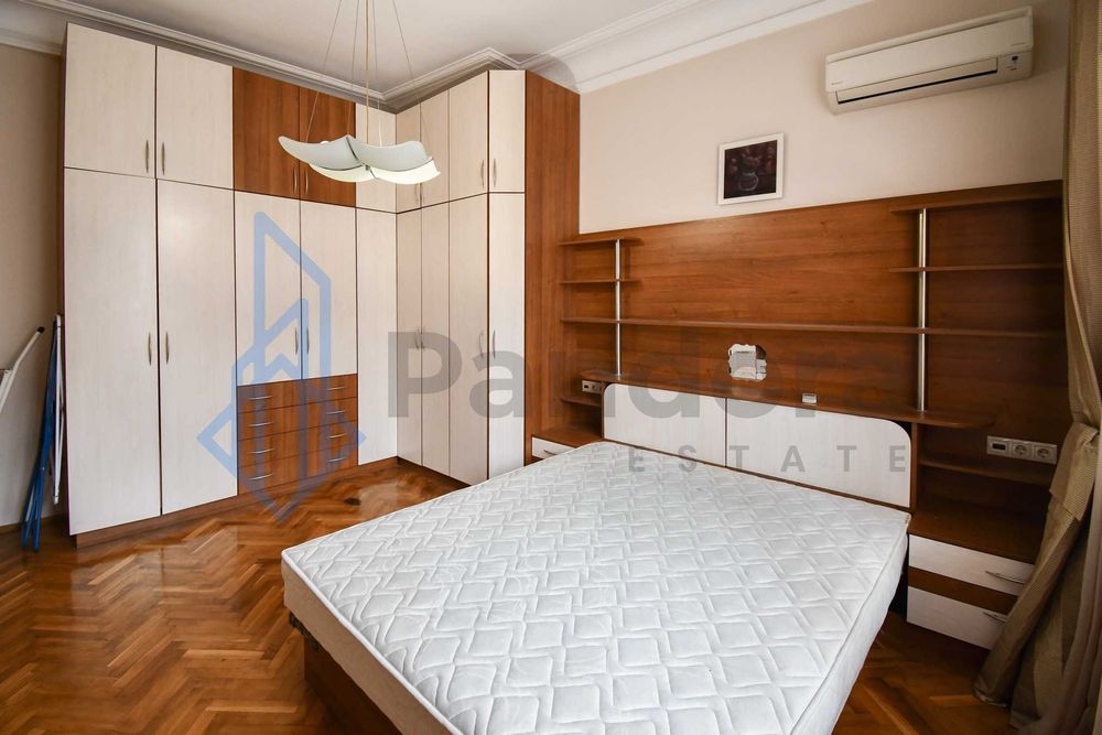 Дава се под наем Четиристаен апартамент в София, Център - 140 кв.м за 612 € - Снимка #1