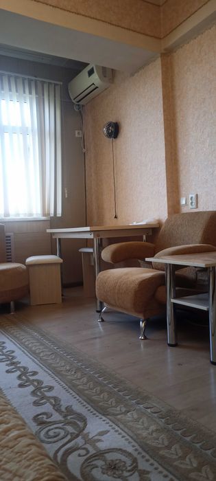 Центр! 2→1, 60м², у метро Ойбек около посольства Кореи, всё есть.