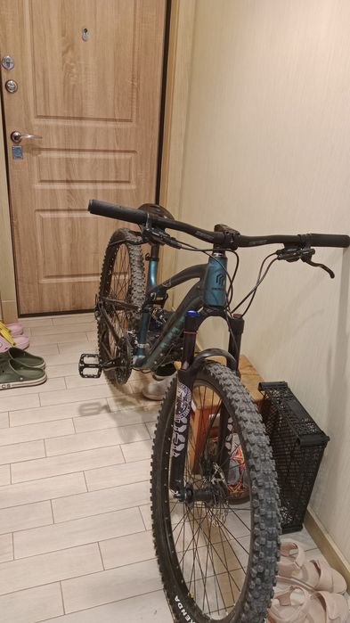 СРОЧНО  двухподвес.  EREC XT 300 кастом.