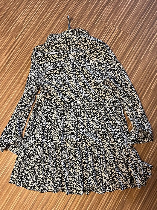 Rochie dama impecabila purtata de doua ori