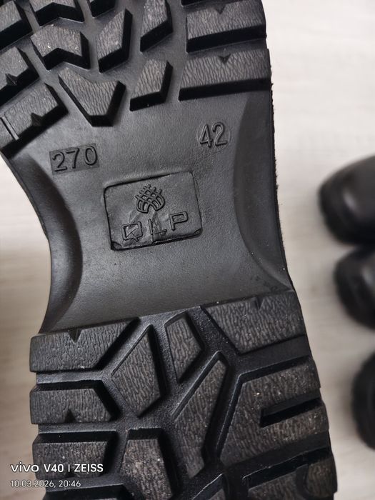 Берцы новые зима, весна