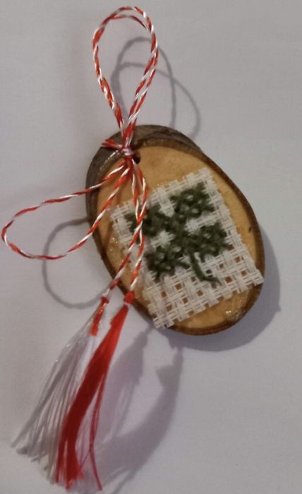Marțișoare tradiționale handmade