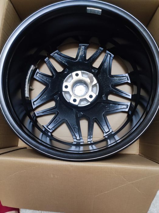 Литые диски R19 на Hyundai Tucson (реплика)