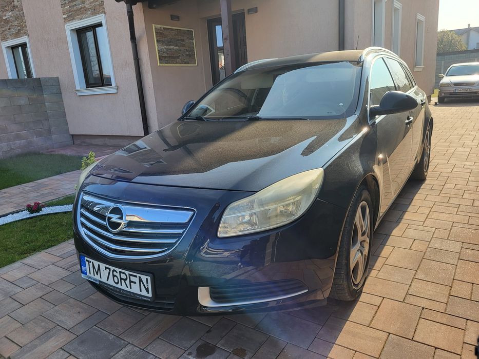 Opel insignia pentru dezmembrat