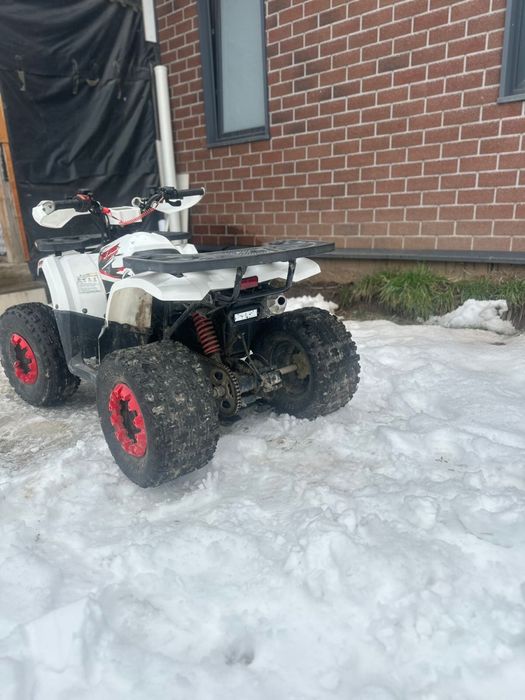 Продам квадрацикл 125 кубов