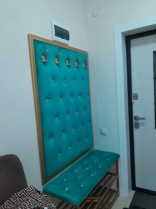 Продам вешалку с обувной