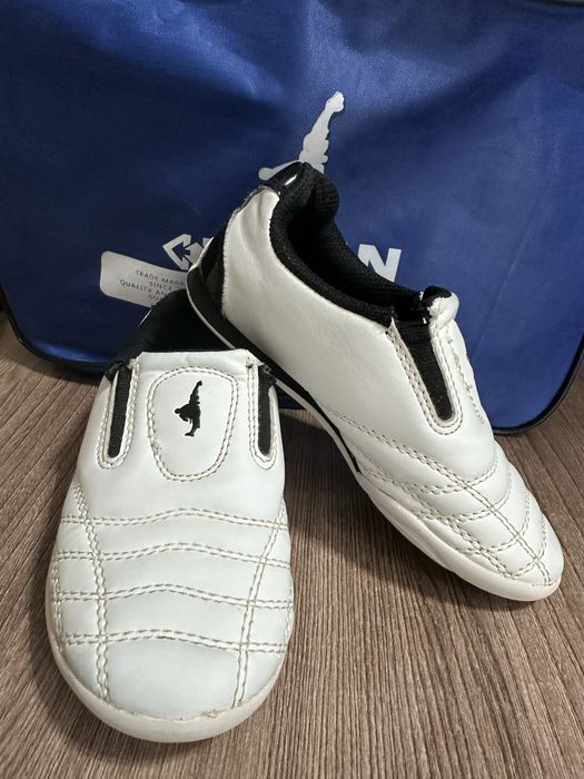 Продам соги для таеквондо , форма KHAN.