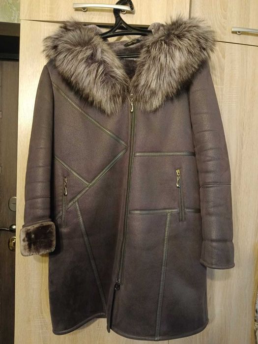 Продам дублёнку женскую