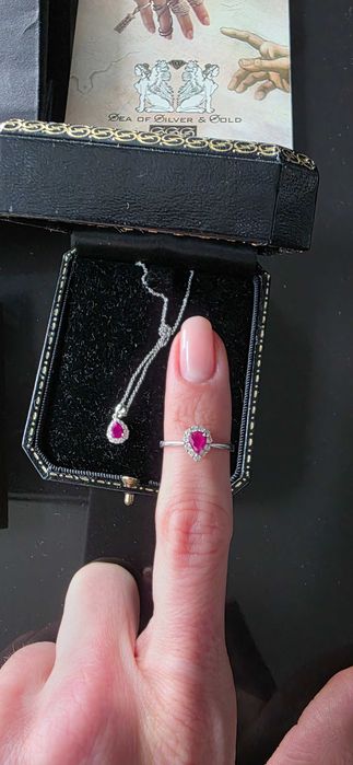 златни пръстен и колие с диаманти и рубини SSG