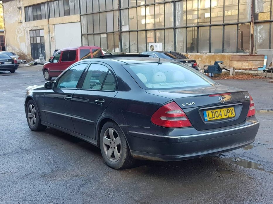 Mercedes W211 E320CDI 204к.с. автоматик панорама седан НА ЧАСТИ!